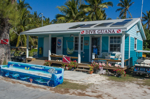 Dive Guana Gift Store